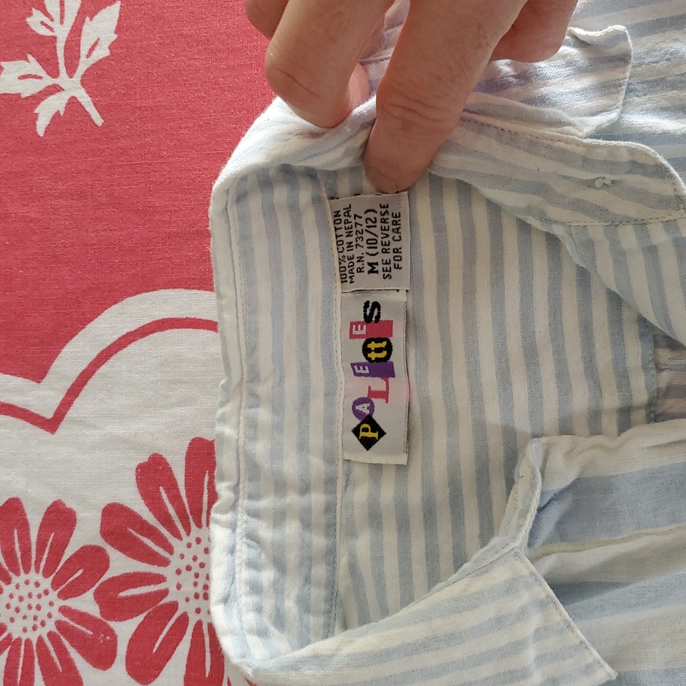 3/$25 Vintage Striped Sleeveless Button-Up Top - Picture 6 of 8